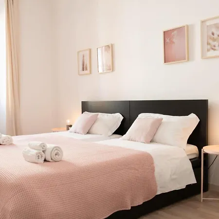 The Rent - Spacious Near Termini Station * Rome