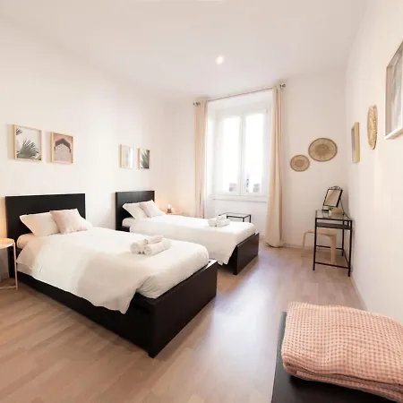 The Rent - Spacious Near Termini Station * Rome