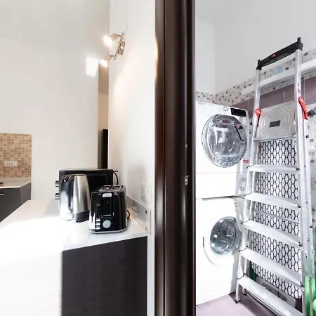 The Rent - Spacious Near Termini Station * Rome